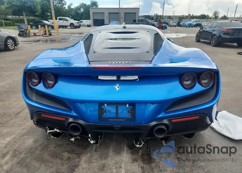 2022 Ferrari F8 Tributo из США, поврежденный, VIN ZFF92LLA2N0272257